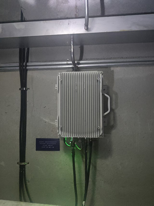  镶黄电力管廊覆盖漏缆方式案例